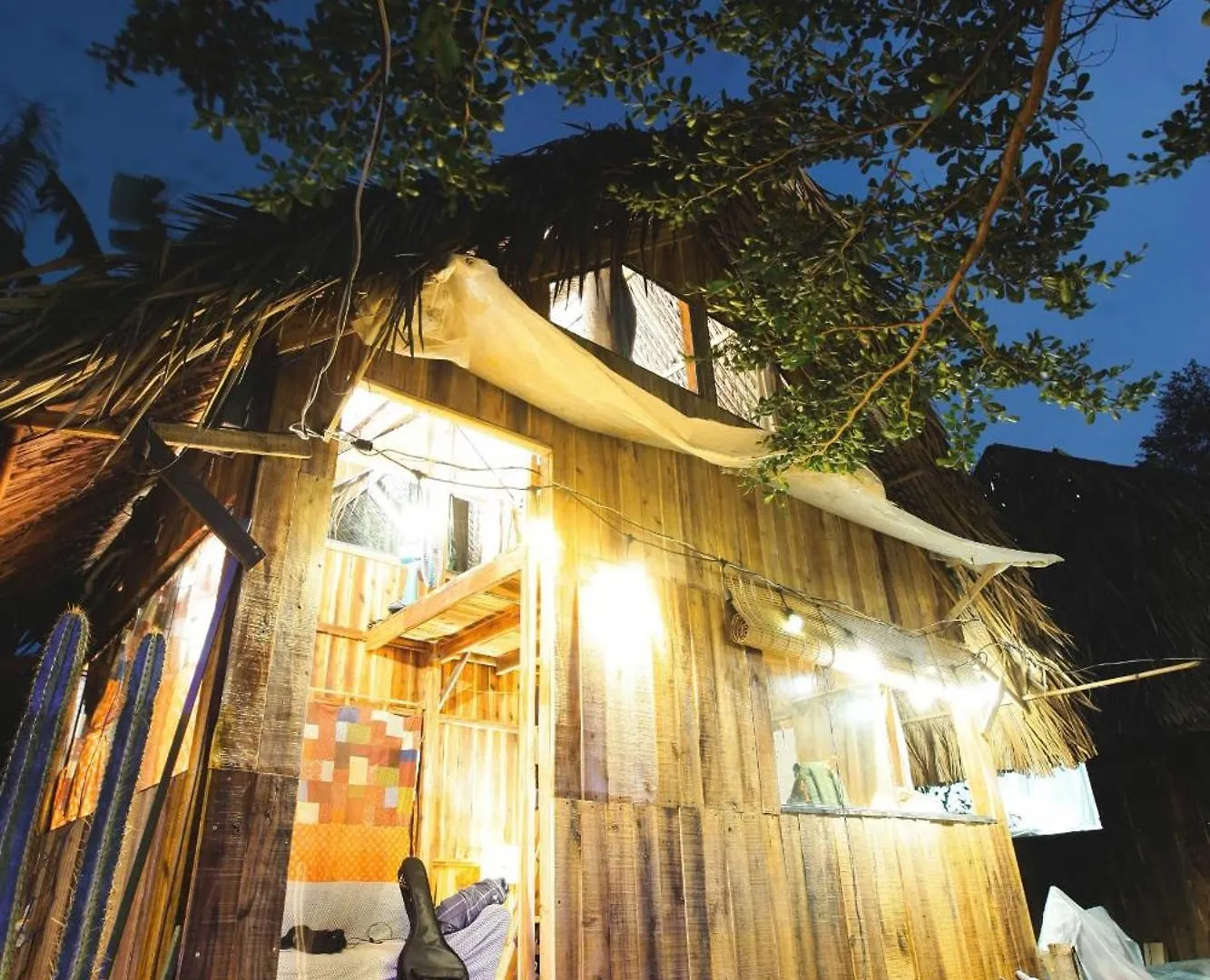 Cactos Bar & Homestay Ho Chi Minh City 0*,