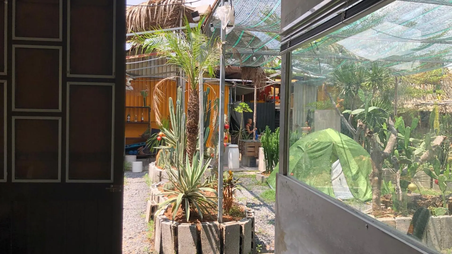 Cactos Bar & Homestay Ho Chi Minh City 0*,  Vietnam